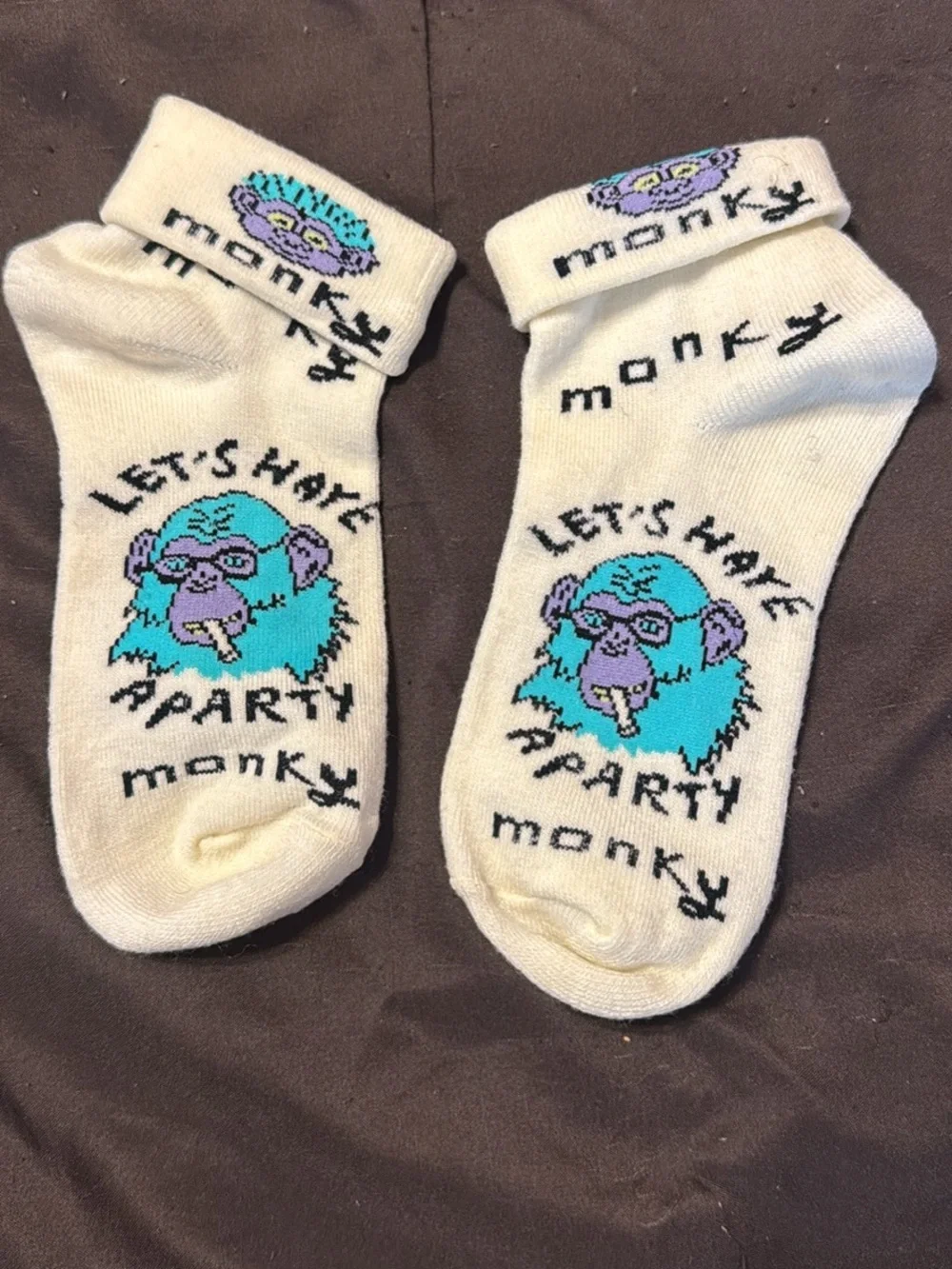 Monkey 'Let's Have a Party' Cream Ankle Socks